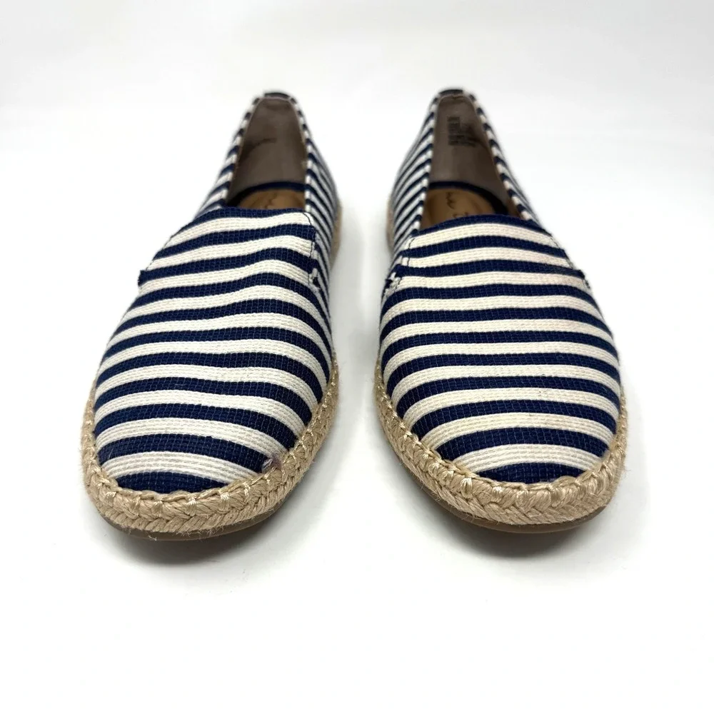 Me Too Coast Womens Navy White Striped Espadrille Loafers Size 7.5M 448985